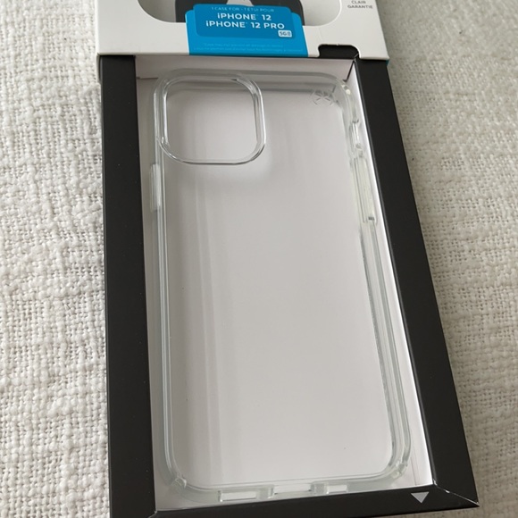 Clear Case IPhone 12 Pro - Picture 3 of 3